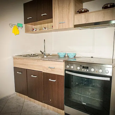 Apartment In A Quiet Area! Agia (Chania, Crete)